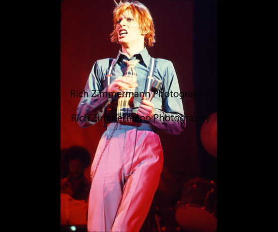 David-Bowie-1974-12