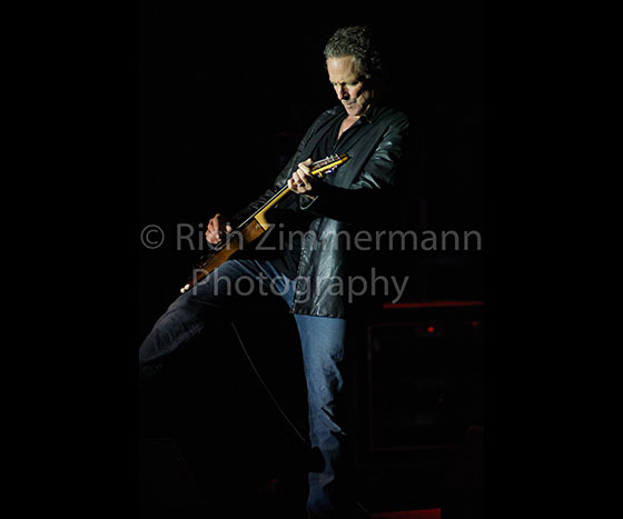 Lindsey Buckingham 2007 102007 06 3010 of 29