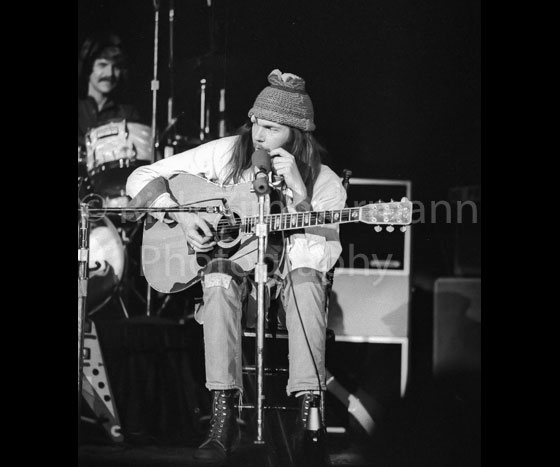 Neil Young 1 5 1973 32018 11 143 of 36