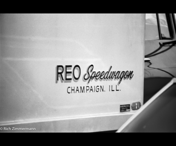 REO Speedwagon 9 4 1972 Oshkosh 12014 05 301 of 55