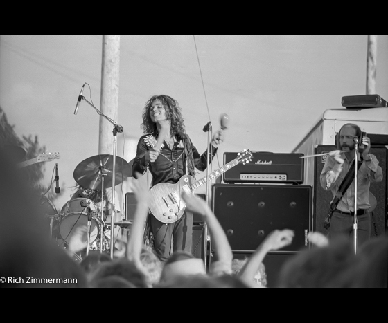 REO Speedwagon 9 4 1972 Oshkosh 272014 05 3027 of 55
