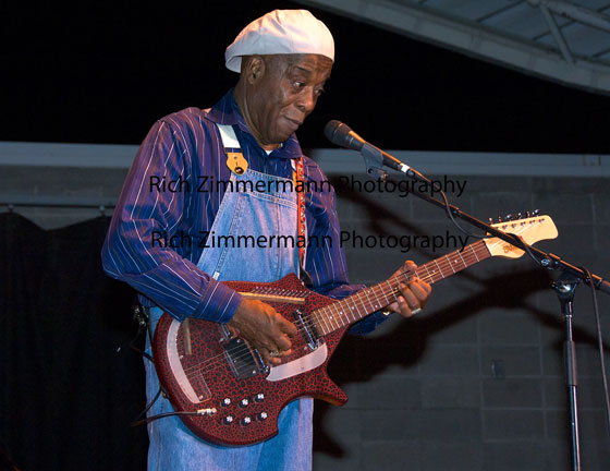 Buddy Guy 2008 13a