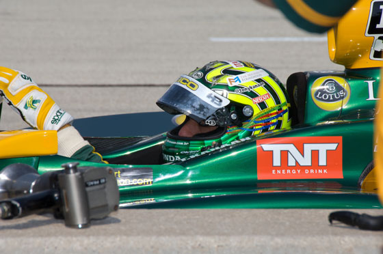 tony-kanaan-2011-dsc0061-20